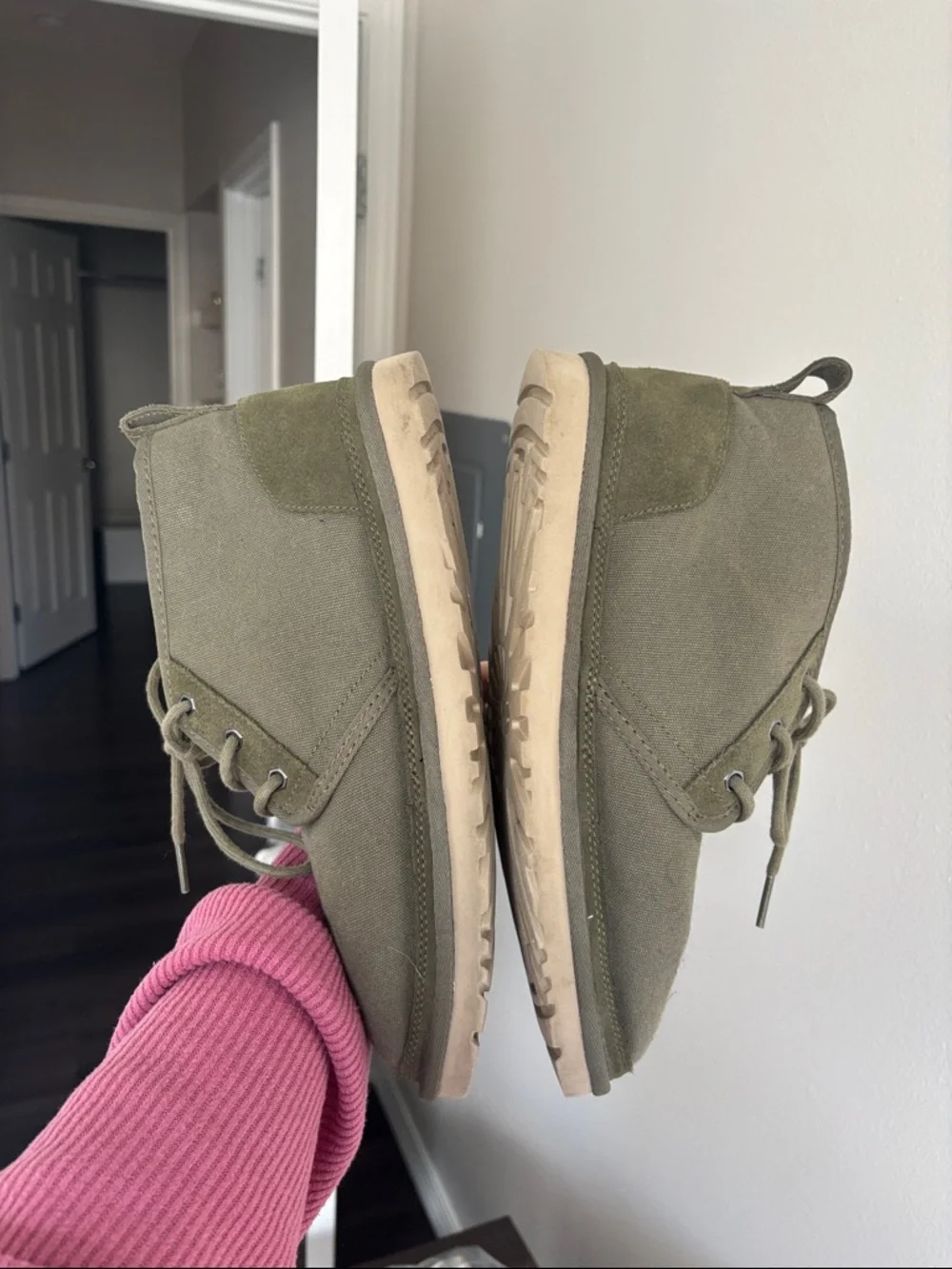 UGG Australia Neumel Moss Green Men's Boot 3236-MSG fur lined size 10
